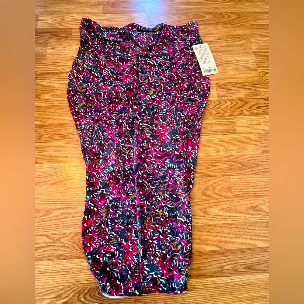 New Lululemon Base Pace HR Tight Floral Multicolor Legging Womens 20